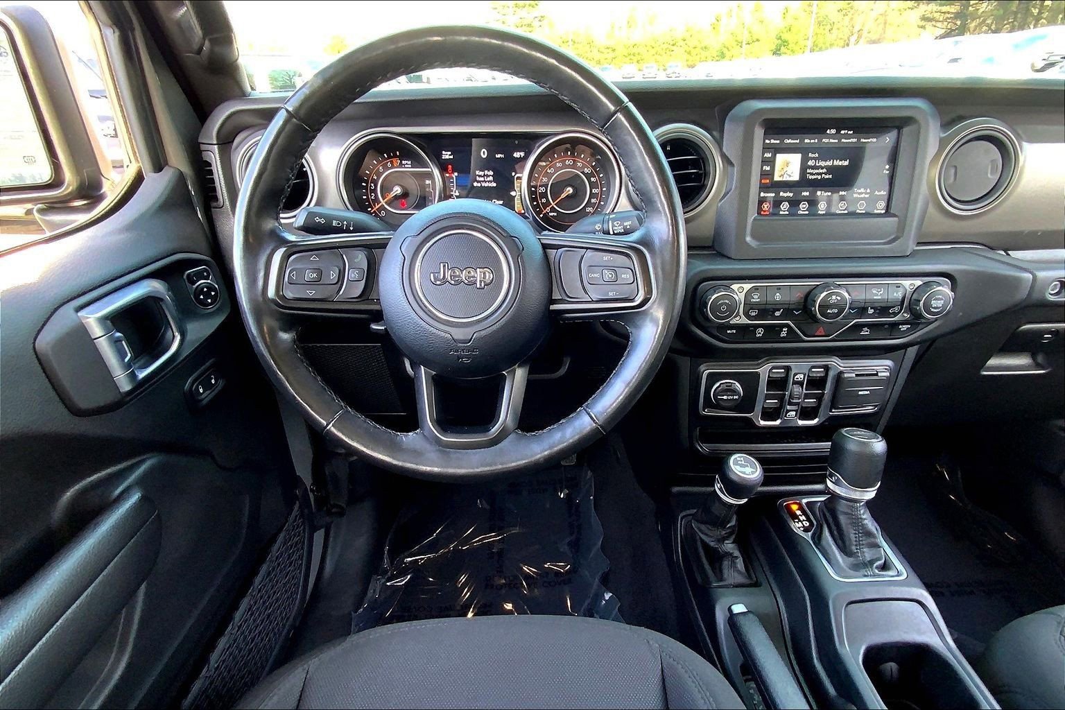 Certified 2023 Jeep Gladiator Willys image 5