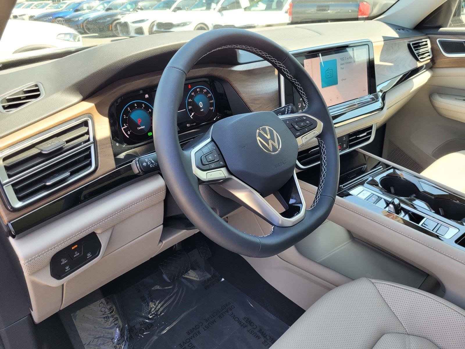 New 2026 Volkswagen Atlas SE image 8