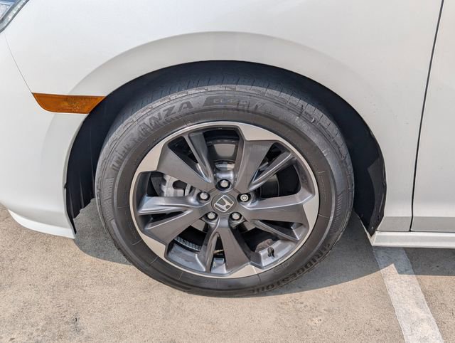 Used 2023 Honda Odyssey Elite image 9