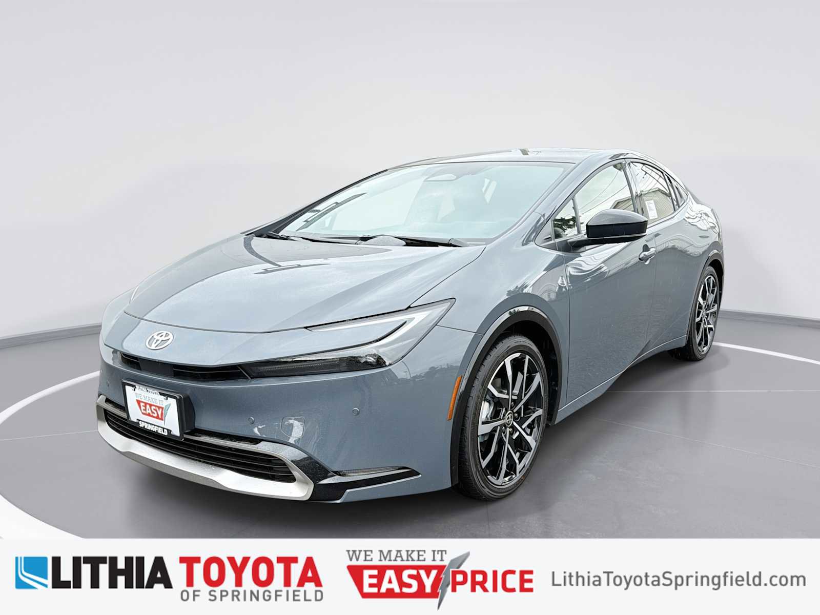 New 2026 Toyota Prius Plug-In Hybrid FWD image 1