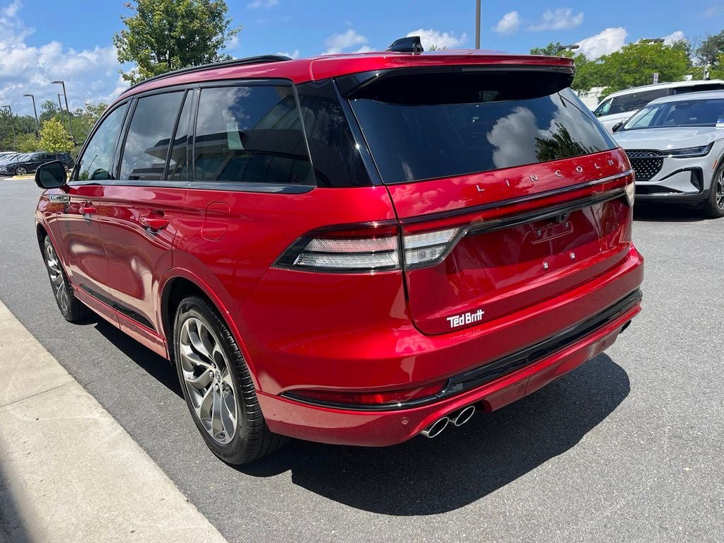 Used 2026 Lincoln Aviator AWD image 6