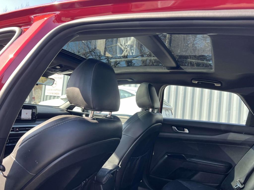 Used 2022 Kia K5 GT-Line w/ GT-Line FWD Premium Package image 13