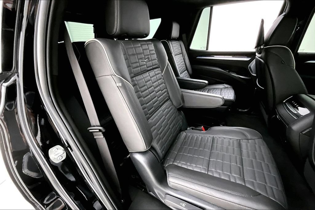 Used 2025 Cadillac Escalade Sport Platinum AWD/4WD image 34