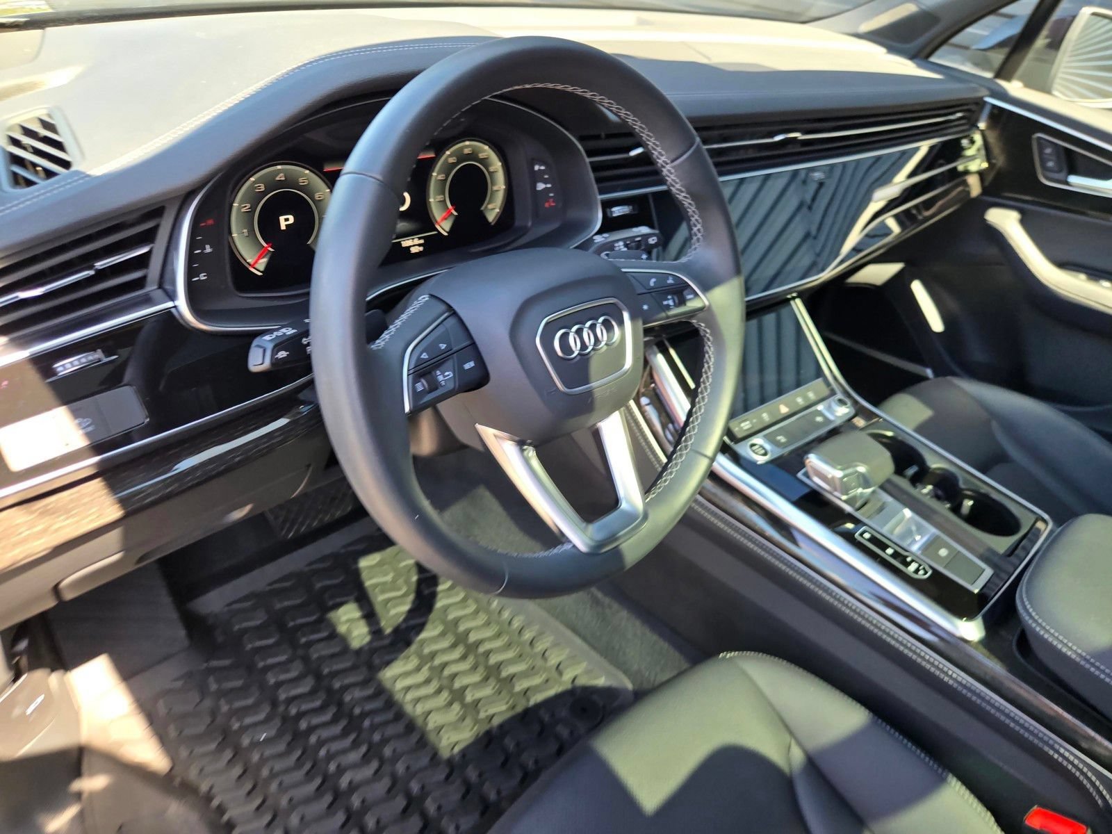 Used 2025 Audi Q7 3.0T Premium Plus AWD/4WD image 19