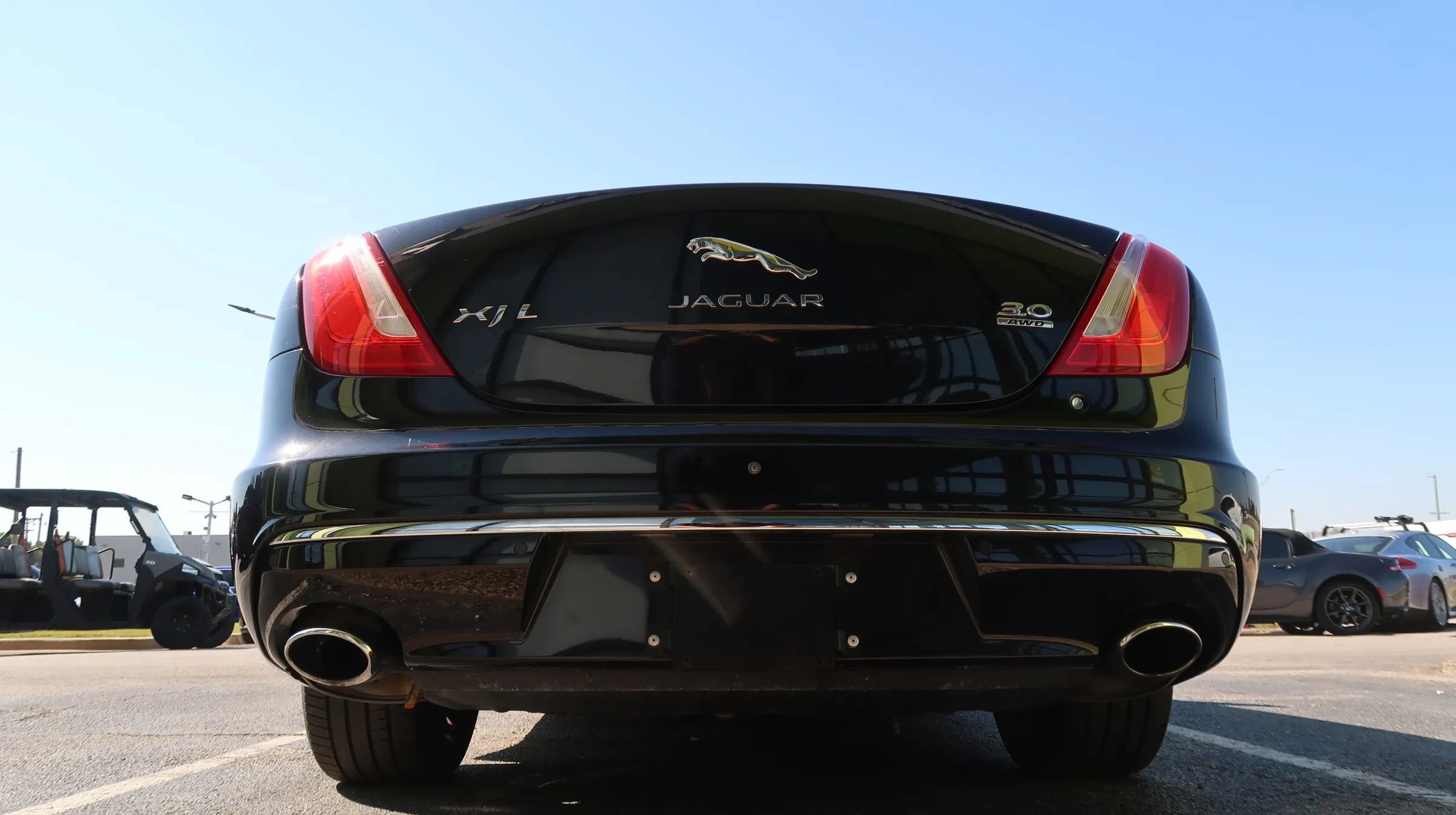 Used 2017 Jaguar XJ L Portfolio AWD/4WD image 10