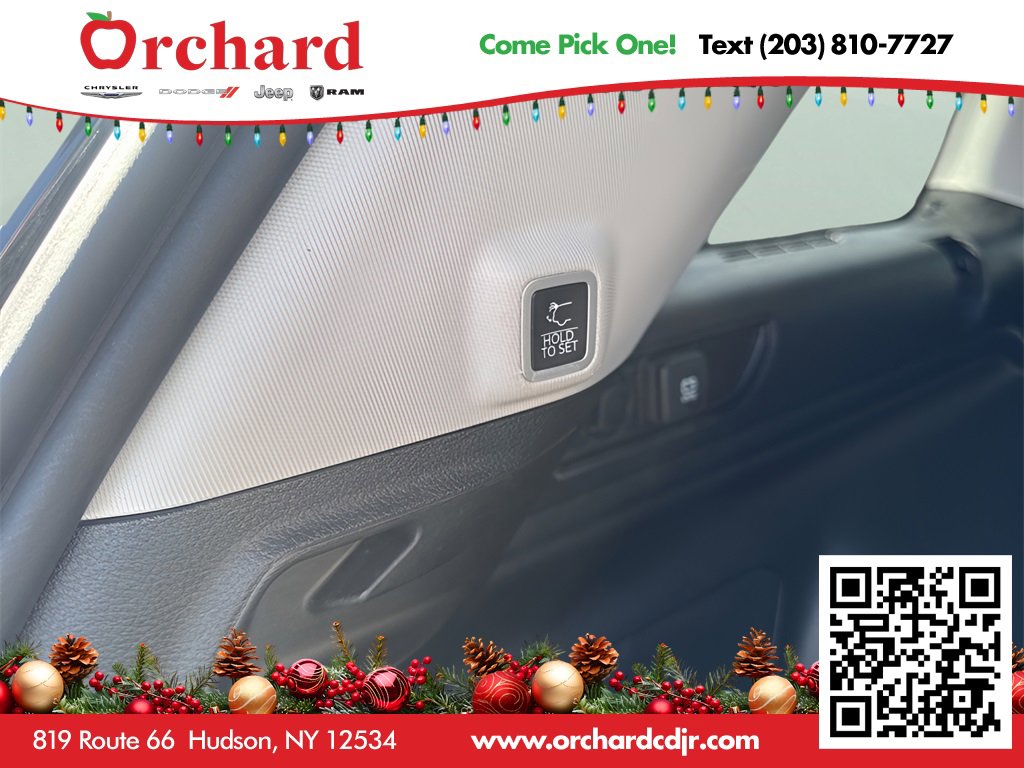 Used 2023 Jeep Grand Cherokee 4WD 4xe w/ Luxury Tech Group II image 19