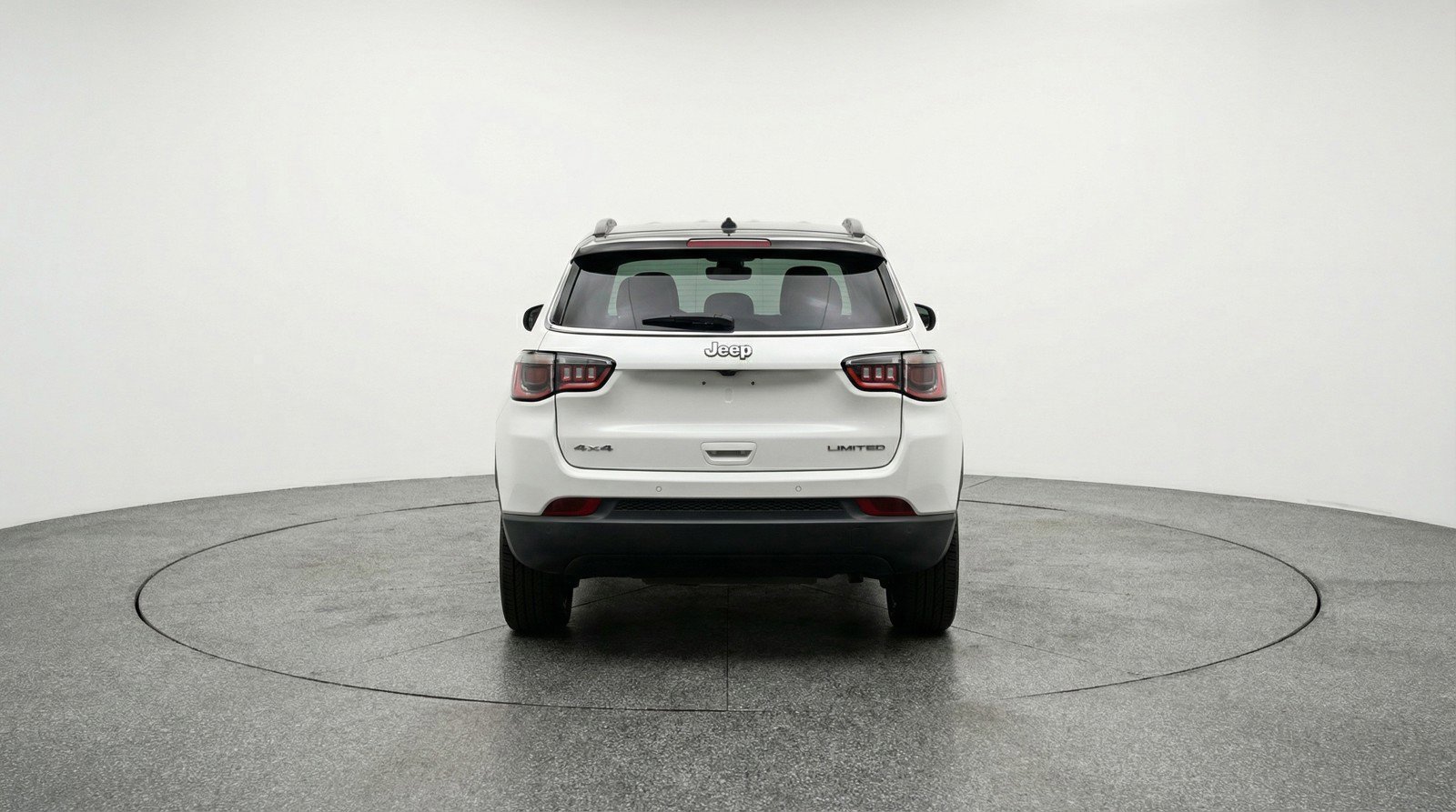 Used 2025 Jeep Compass Limited image 7