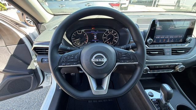 New 2026 Nissan Altima 2.5 SV FWD image 25