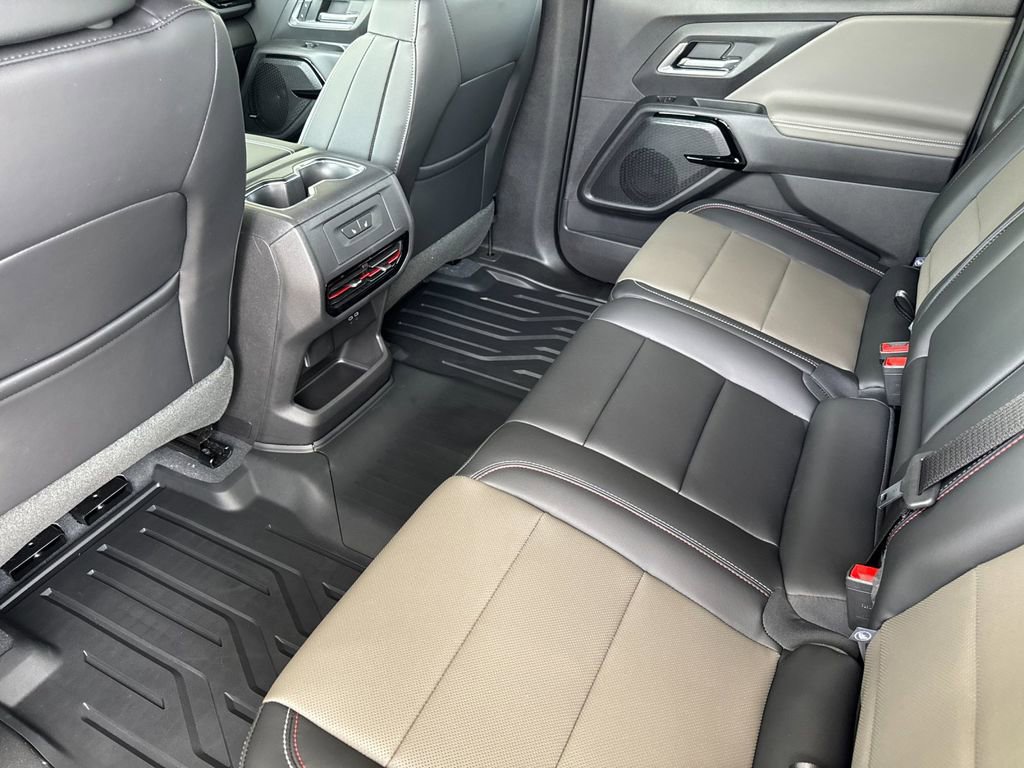 New 2026 Chevrolet Silverado EV Trail Boss w/ Premium Package AWD/4WD image 11