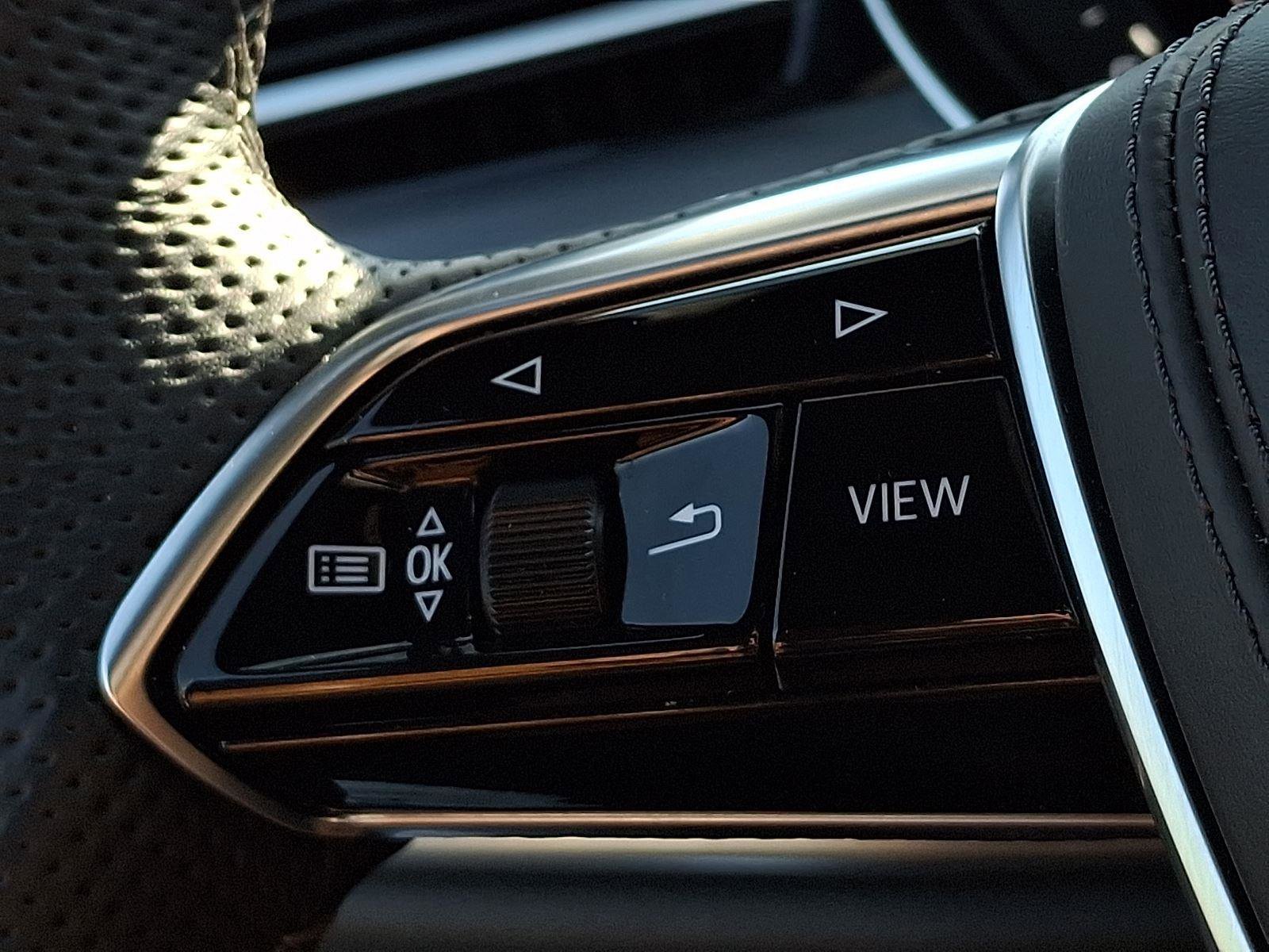 Used 2023 Audi S8 AWD/4WD image 22