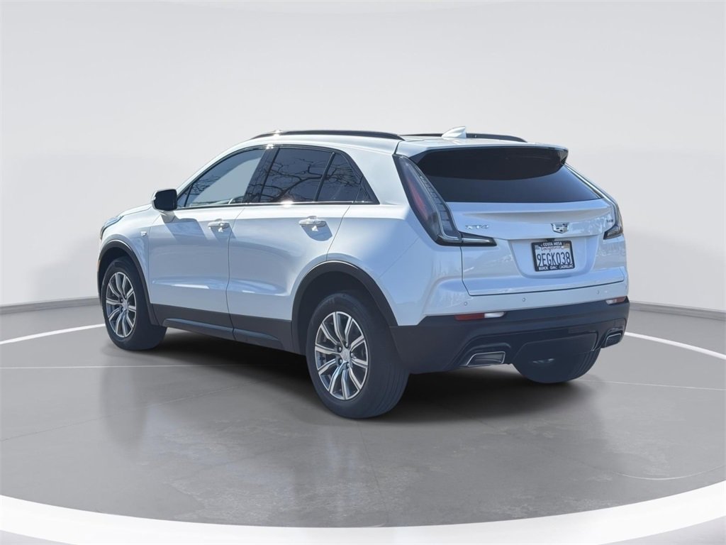 Certified 2023 Cadillac XT4 Sport w/ Cold Weather Package image 5