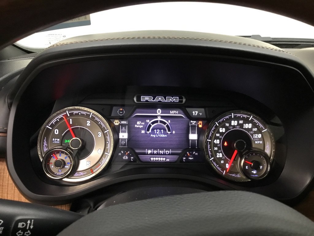 Used 2022 RAM 1500 Limited AWD/4WD image 11