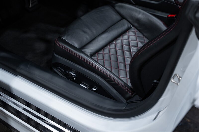 Used 2018 Audi R8 V10 plus AWD/4WD image 24
