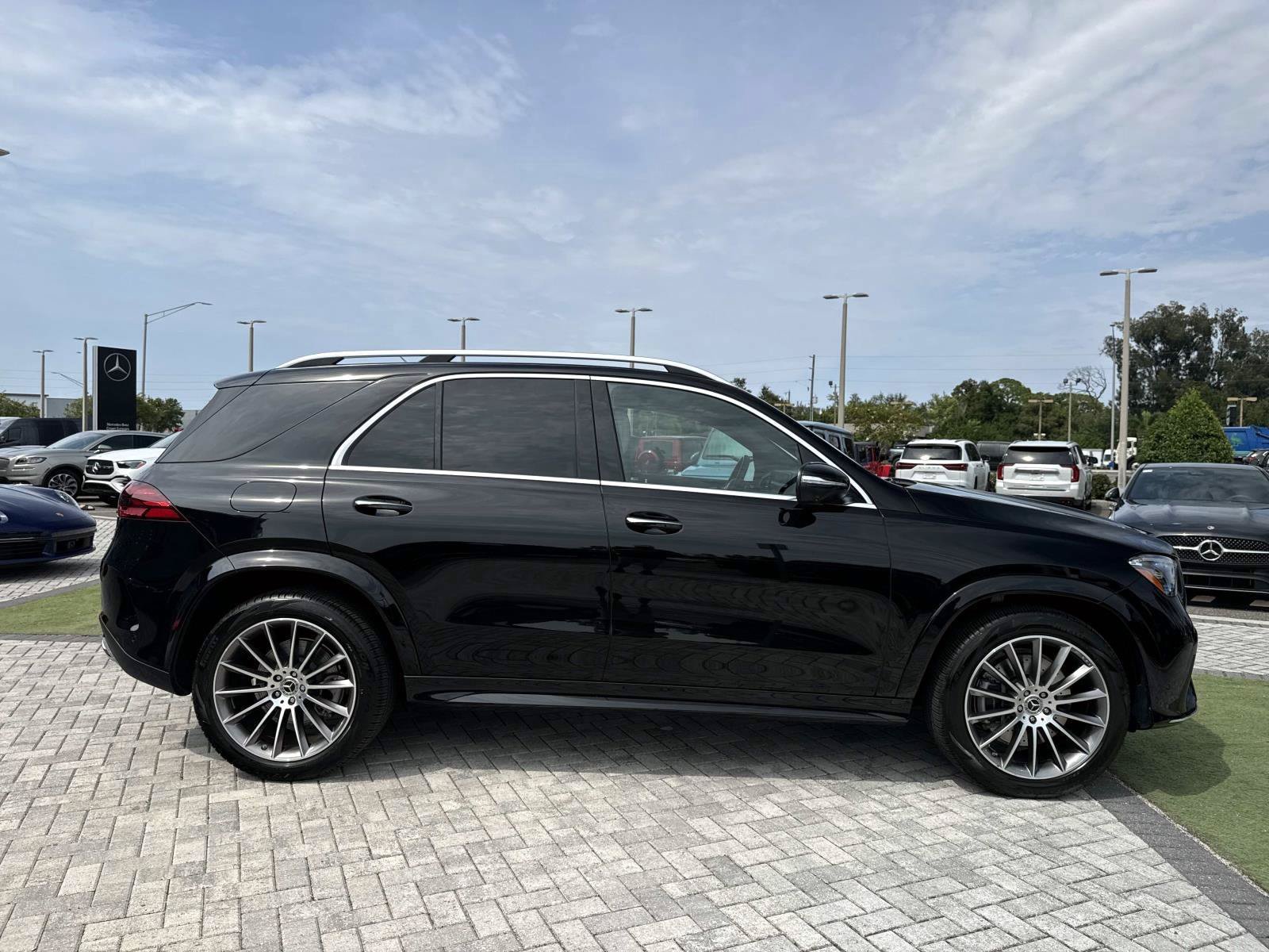 Certified 2024 Mercedes-Benz GLE 450e 4MATIC image 6