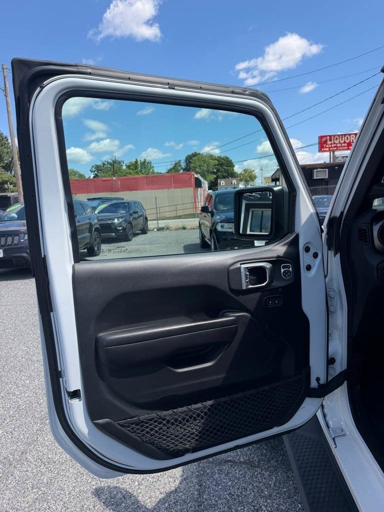 Used 2018 Jeep Wrangler Unlimited Sport S AWD/4WD image 12