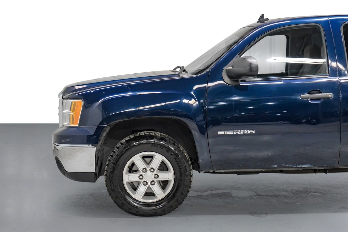 Used 2011 GMC Sierra 1500 SLE w/ Power Tech Package image 10