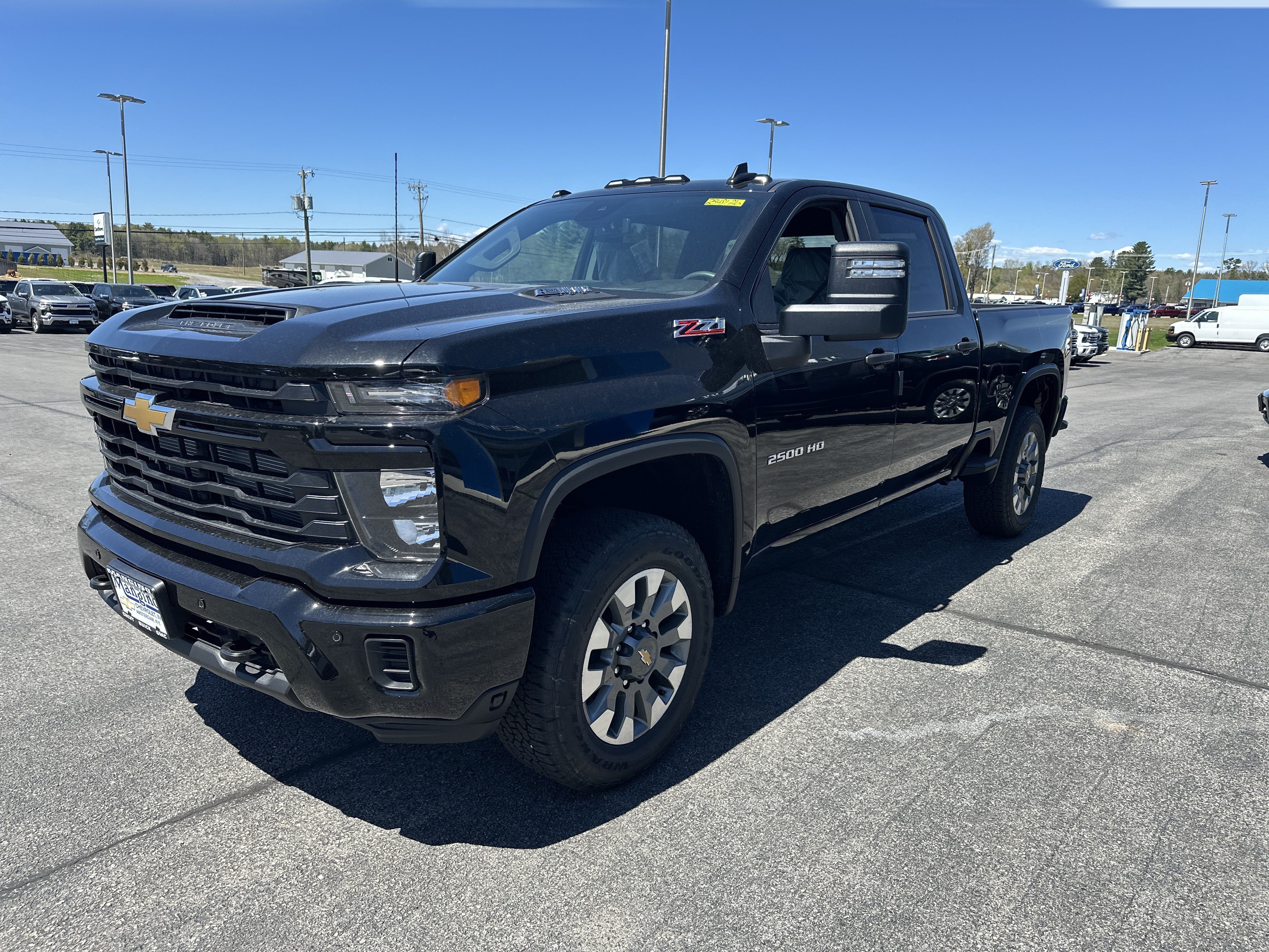 New 2026 Chevrolet Silverado 2500 Custom w/ Custom Value Package AWD/4WD image 3