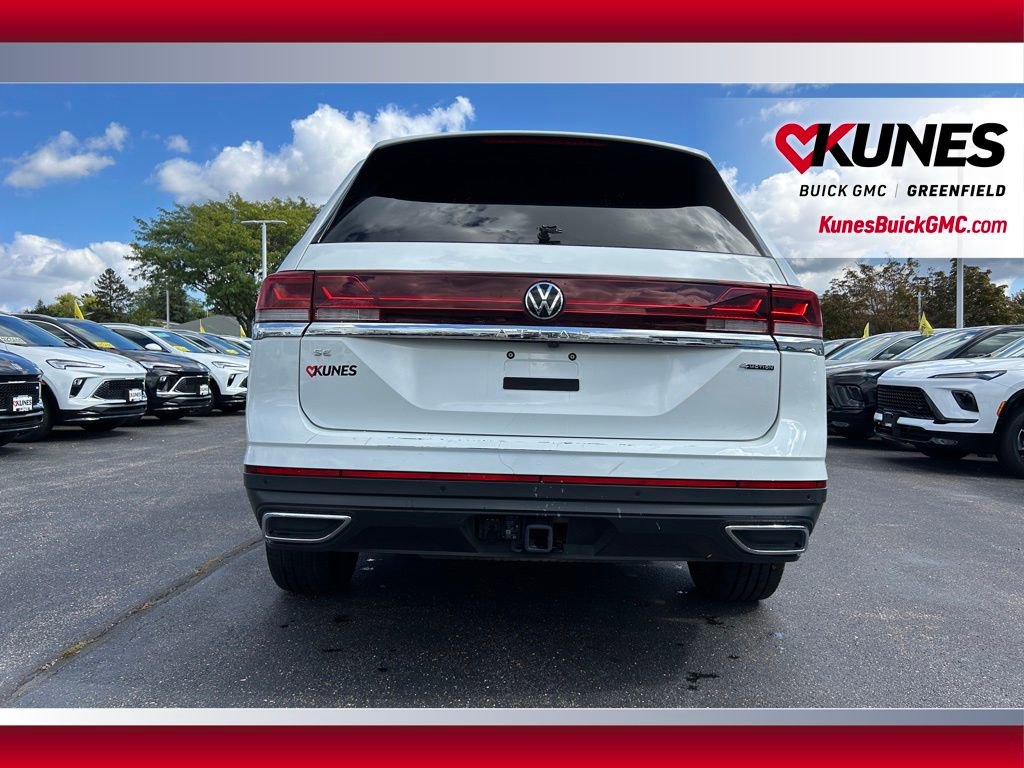 Used 2024 Volkswagen Atlas SE image 12