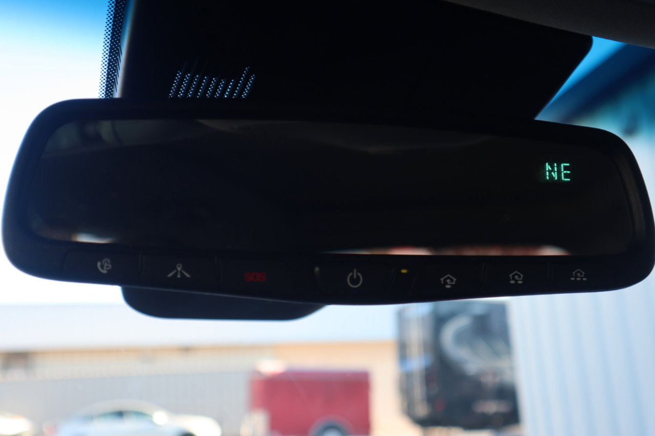 Used 2017 Hyundai Santa Fe AWD w/ SE Ultimate Tech Package 03 image 97