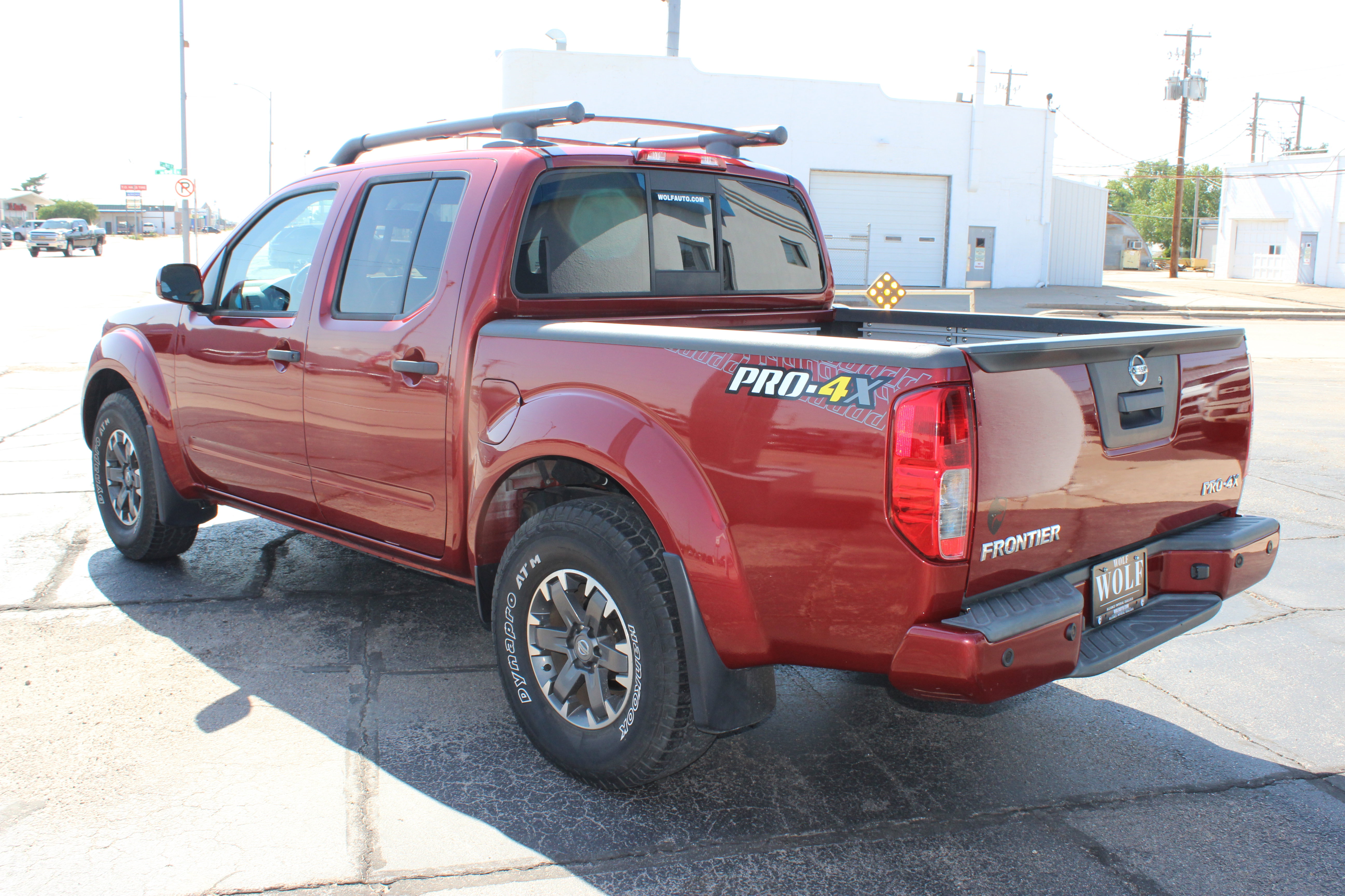 Used 2020 Nissan Frontier PRO-4X image 4