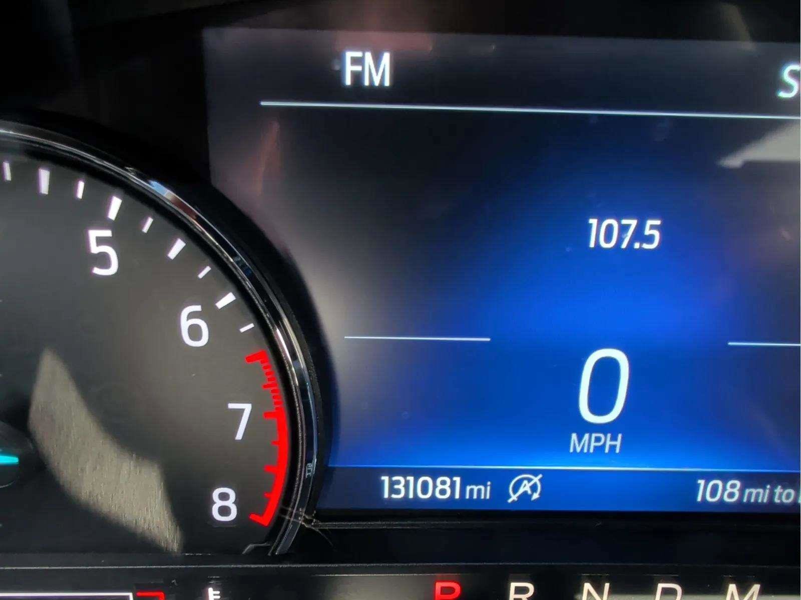 Used 2020 Ford Explorer XLT w/ Comfort Package image 9