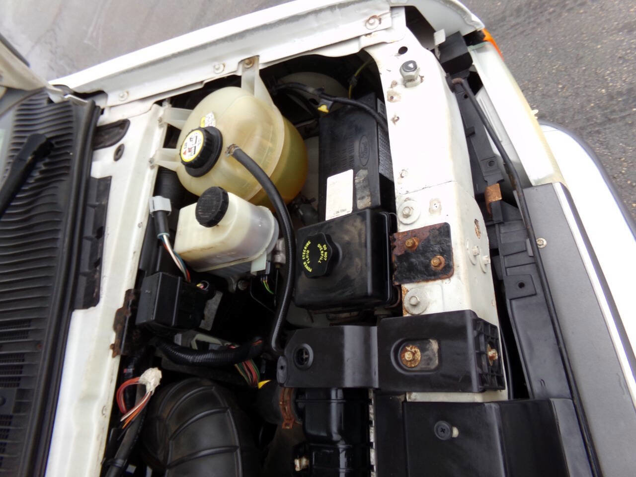 Used 2006 Ford E-250 and Econoline 250 RWD image 41