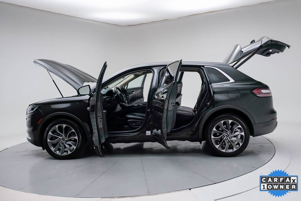 Used 2022 Lincoln Nautilus Reserve w/ Luxury Package image 32