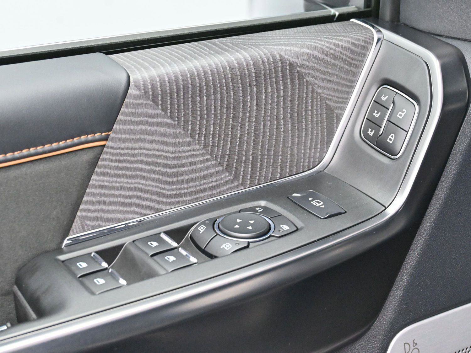 Used 2023 Ford F350 Platinum image 10