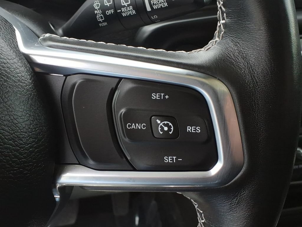 Used 2022 Jeep Wrangler Unlimited Sahara w/ Cold Weather Group AWD/4WD image 22