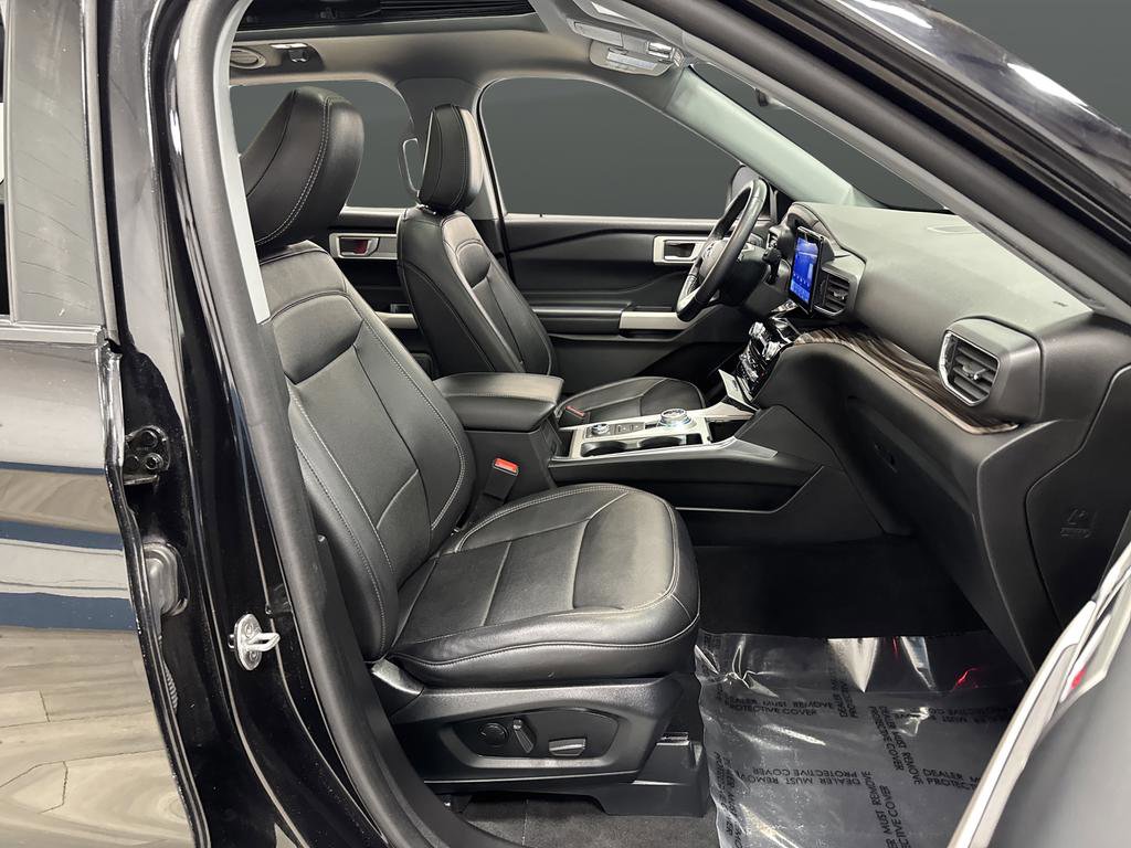 Used 2023 Ford Explorer Limited image 31