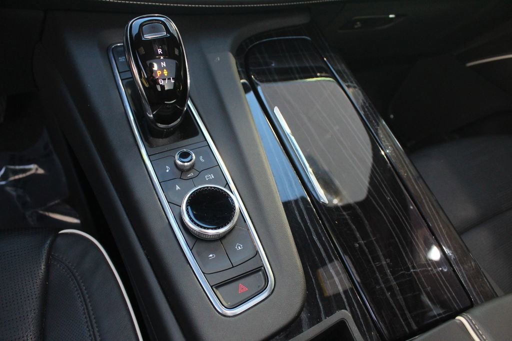 Used 2022 Cadillac Escalade ESV Sport w/ Touring Package AWD/4WD image 16