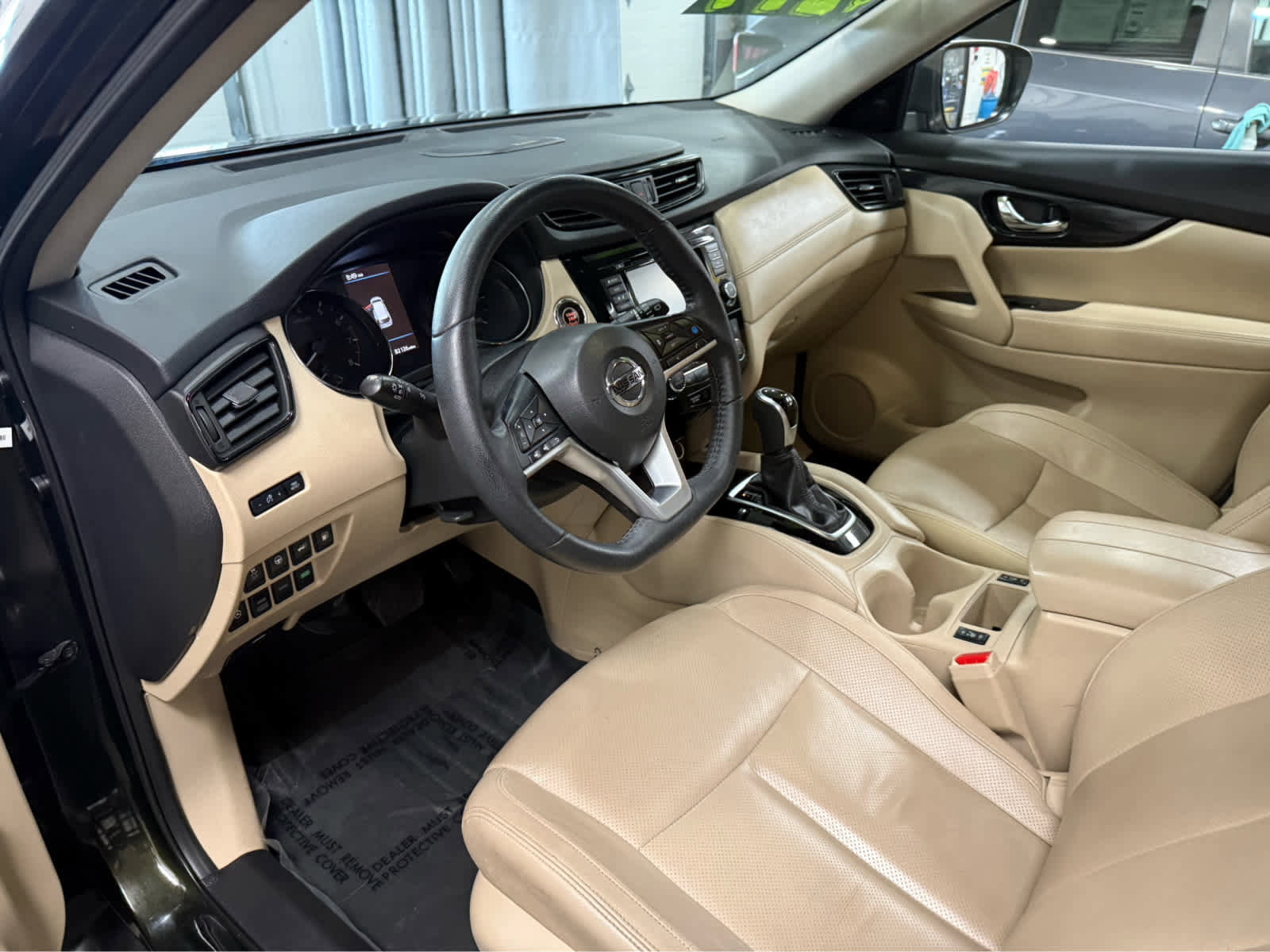 Used 2020 Nissan Rogue SL AWD/4WD image 10