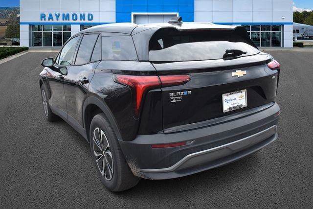 Used 2024 Chevrolet Blazer EV LT AWD/4WD image 6
