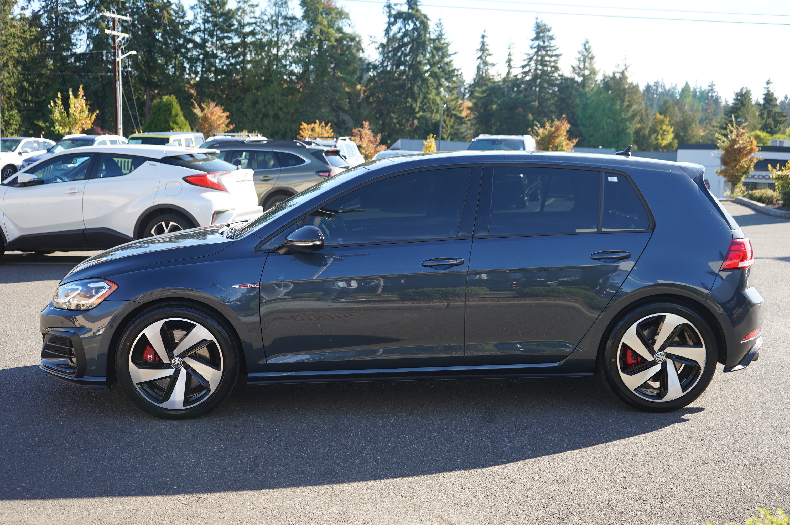 Used 2018 Volkswagen GTI Autobahn FWD image 6