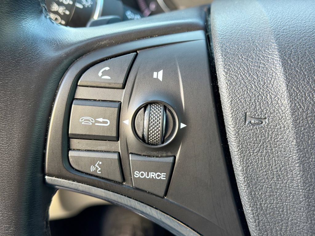 Used 2020 Acura MDX FWD image 26