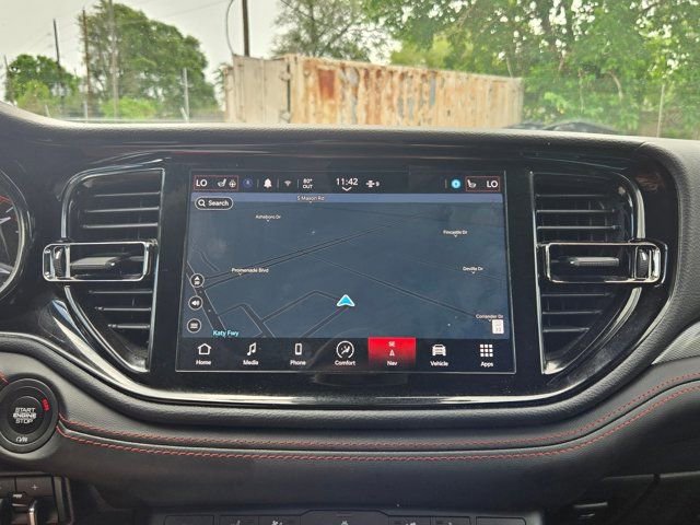 Used 2025 Dodge Durango GT AWD/4WD image 19
