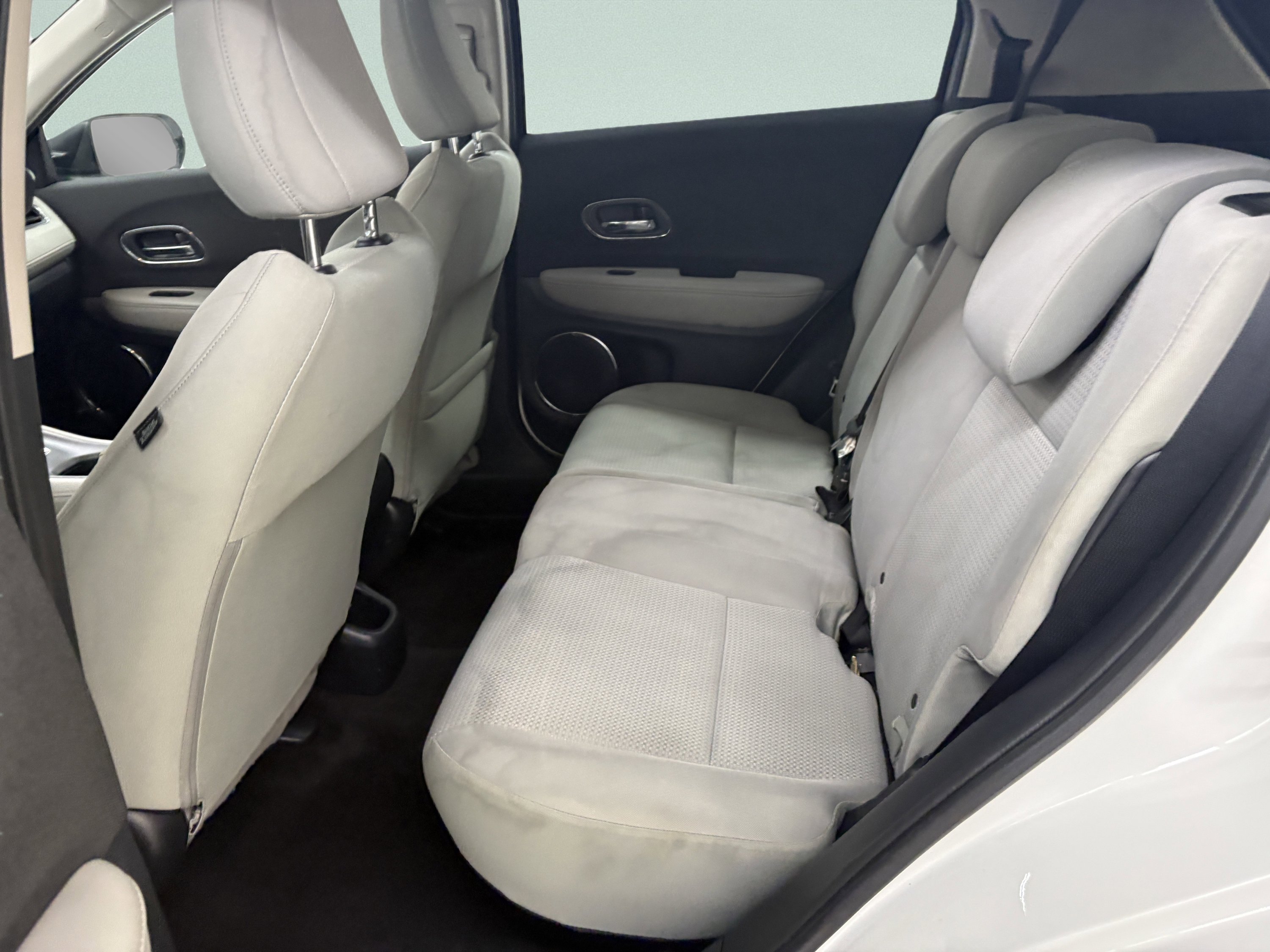 Used 2021 Honda HR-V EX image 12