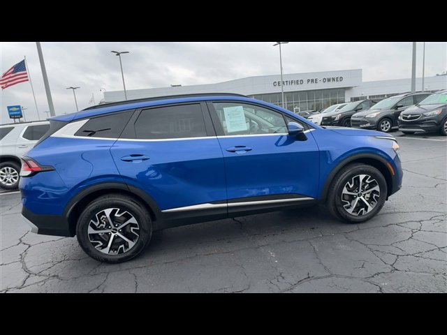 Used 2025 Kia Sportage EX w/ Premium Package image 9