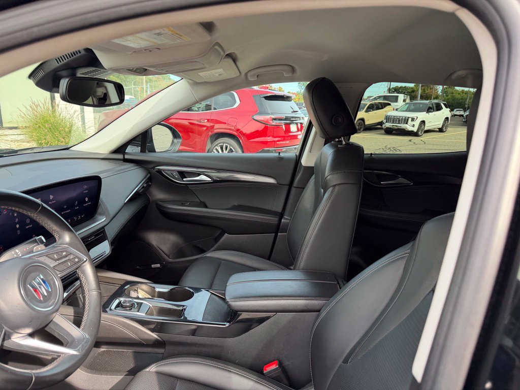 Certified 2024 Buick Envision Preferred AWD/4WD image 16