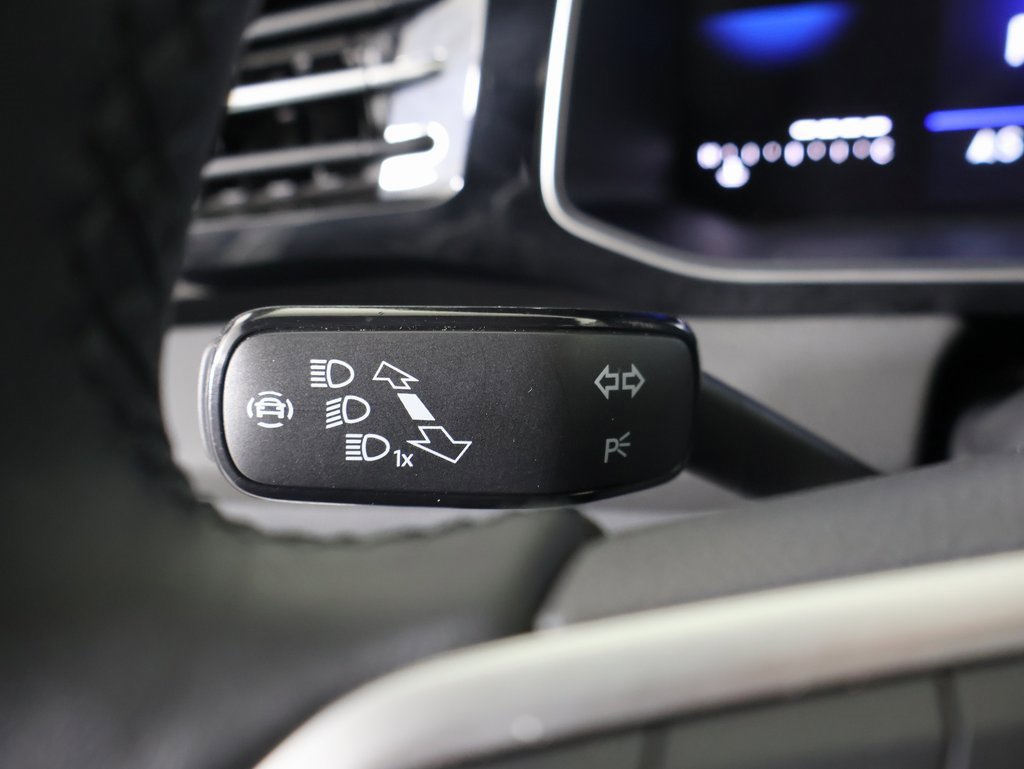 Used 2025 Volkswagen Jetta Sport image 27