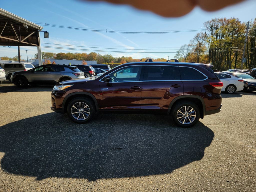Used 2018 Toyota Highlander XLE image 8