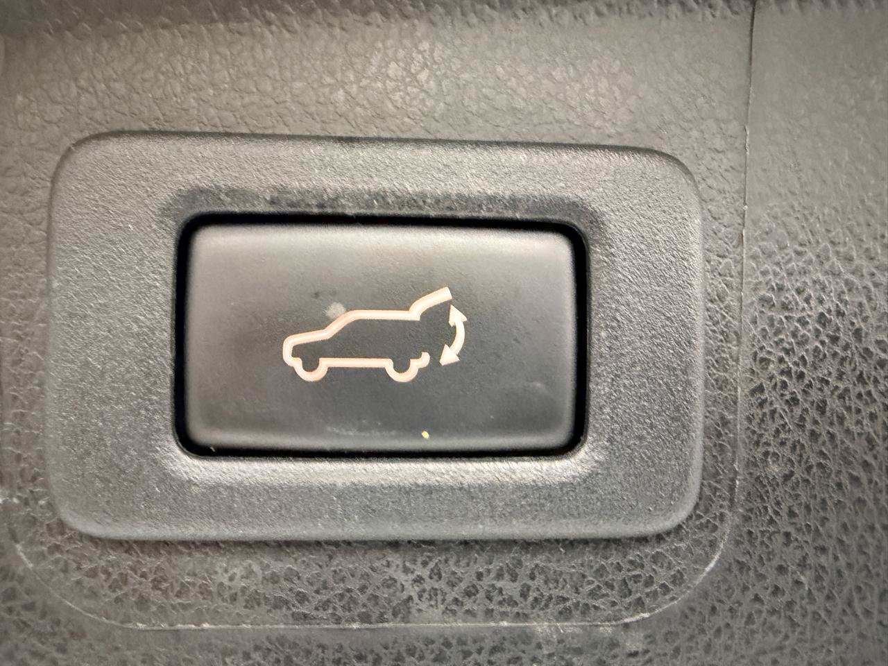 Used 2018 Subaru Outback 2.5i Limited AWD/4WD image 33