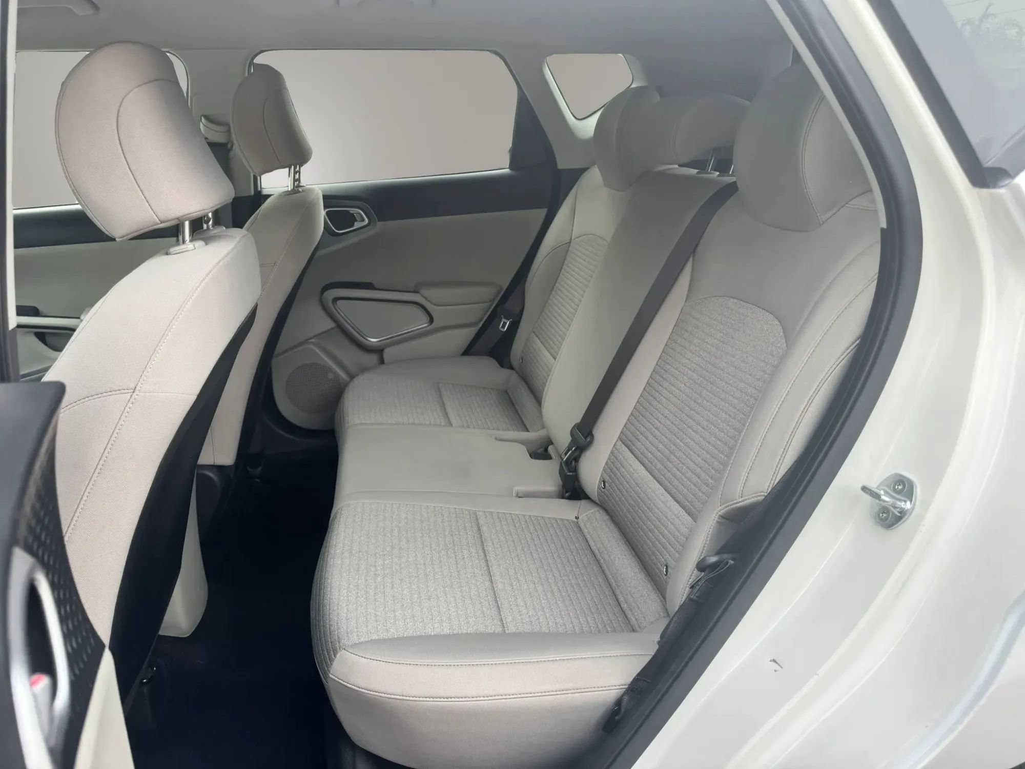 Used 2020 Kia Soul S FWD image 14