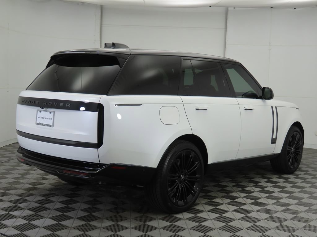 New 2025 Land Rover Range Rover SE image 5