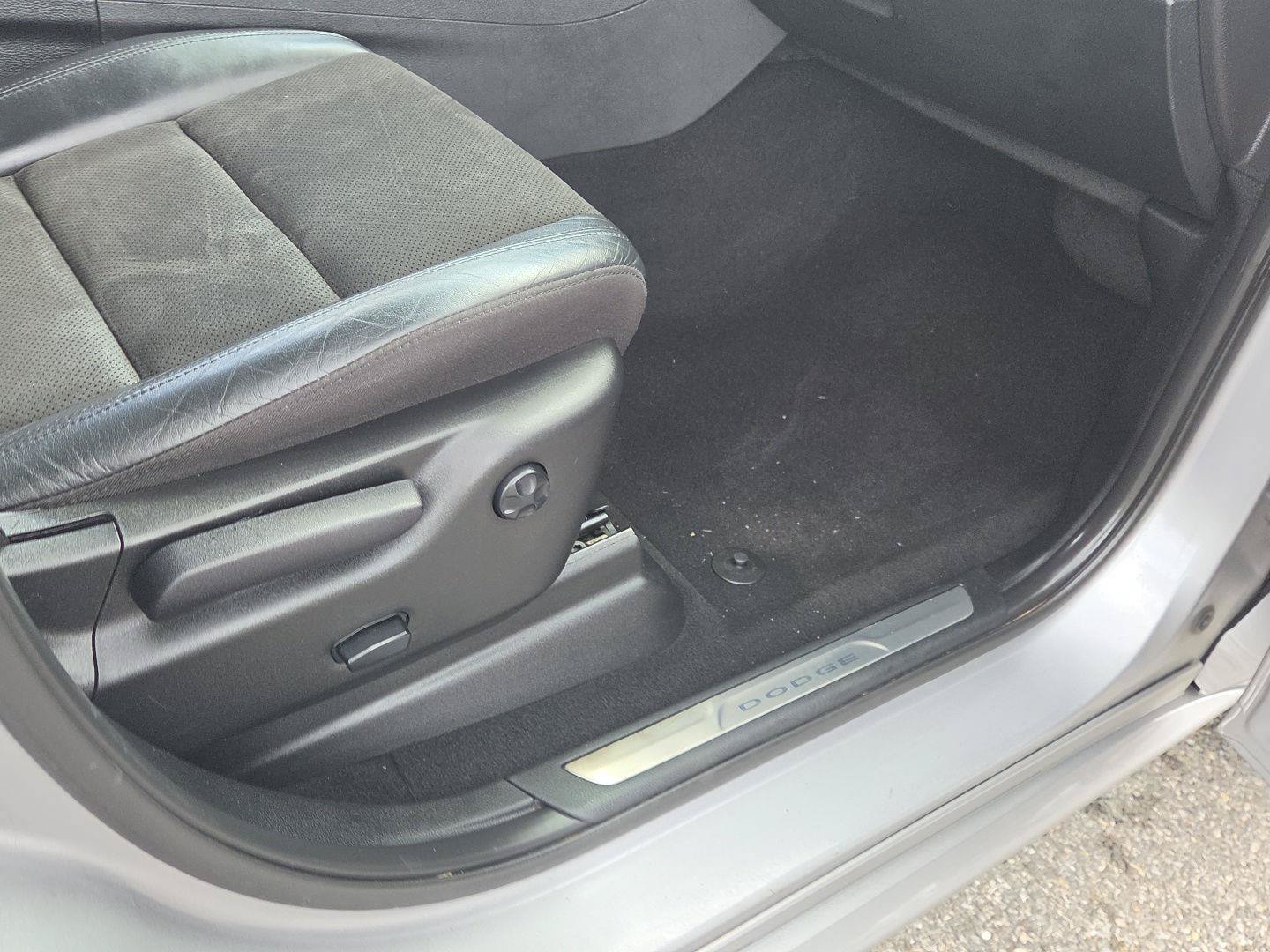 Used 2020 Dodge Durango GT AWD/4WD image 24