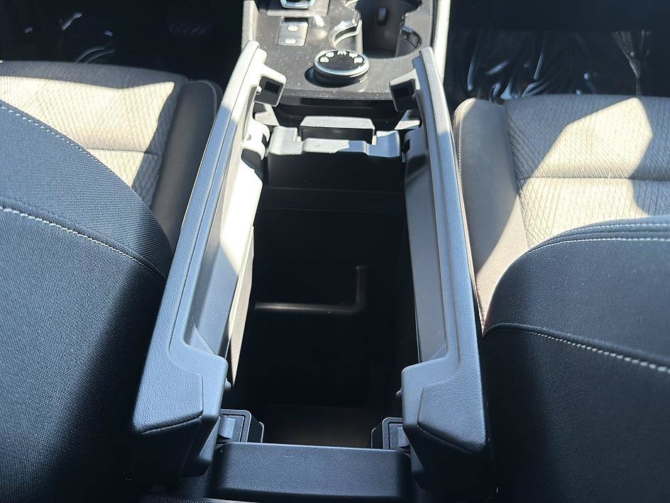 Certified 2025 Nissan Rogue SV AWD/4WD image 34