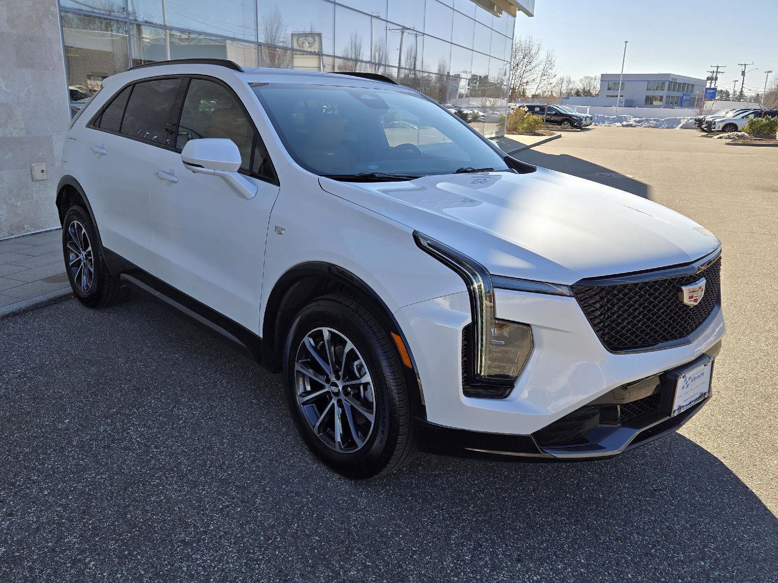 Used 2024 Cadillac XT4 Sport image 14
