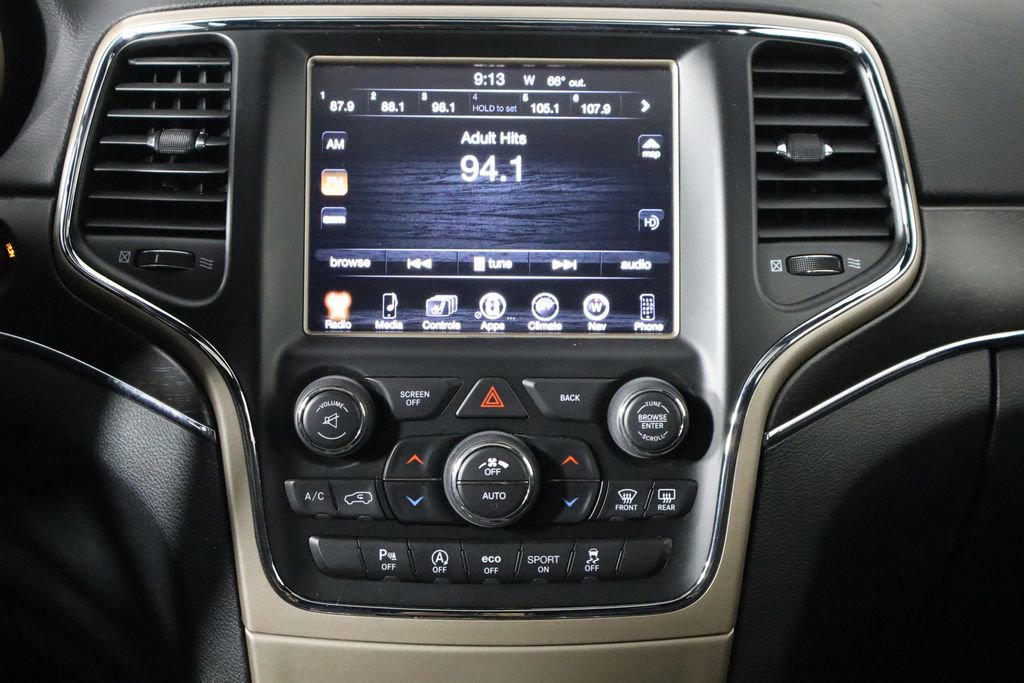 Used 2017 Jeep Grand Cherokee Limited AWD/4WD image 27