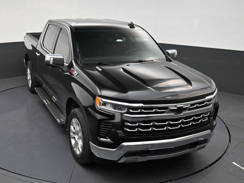 Used 2023 Chevrolet Silverado 1500 LTZ AWD/4WD image 18