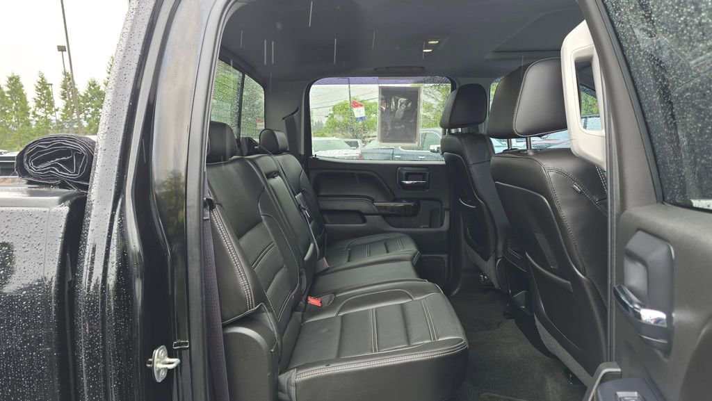 Used 2015 GMC Sierra 2500 Denali w/ Duramax Plus Package AWD/4WD image 12